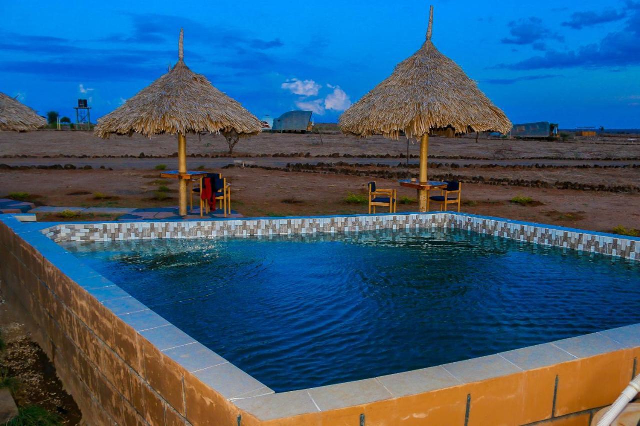 Amanya 2-Rooms Lioness Family Amboseli Extérieur photo